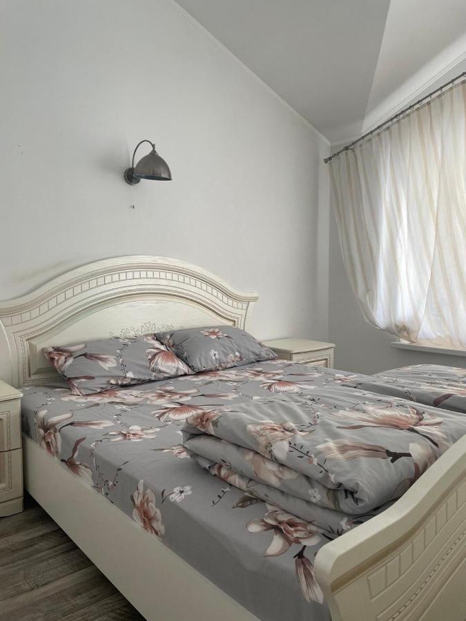 Comfort Place In The City Centre Ivano-Frankivsk Esterno foto