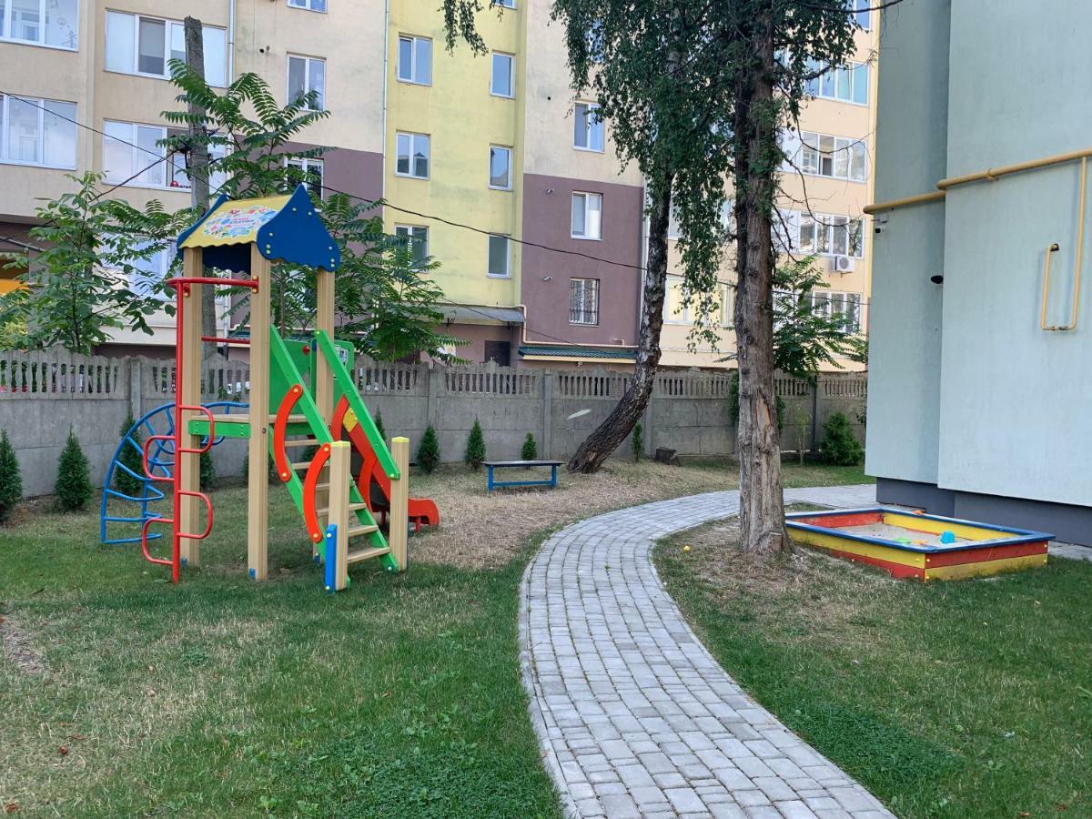 Comfort Place In The City Centre Ivano-Frankivsk Esterno foto